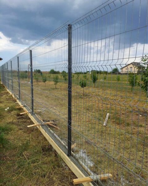 Garduri din sipca metalica, panou tip jaluzele, tabla, plasa si BCA